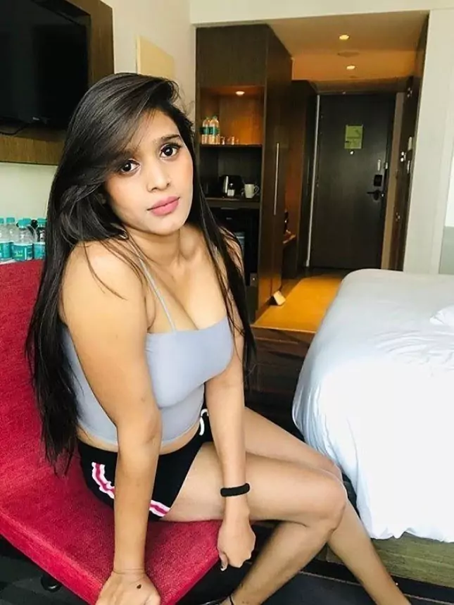 कॉल गर्ल्स सर्विस  अरेरा कॉलोनी